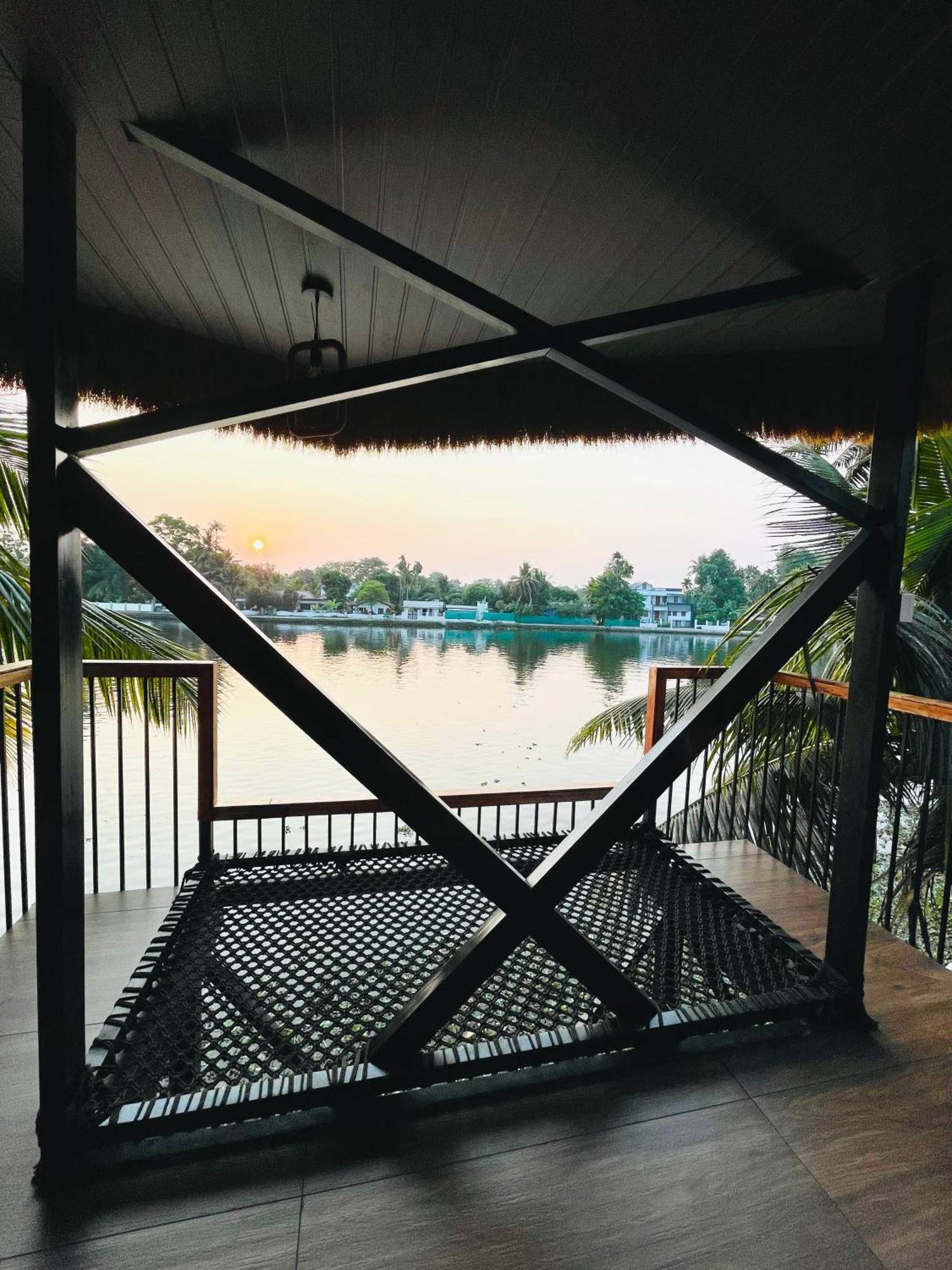 Apartamento Tulsi Kayal Retreat Champakulam Exterior foto