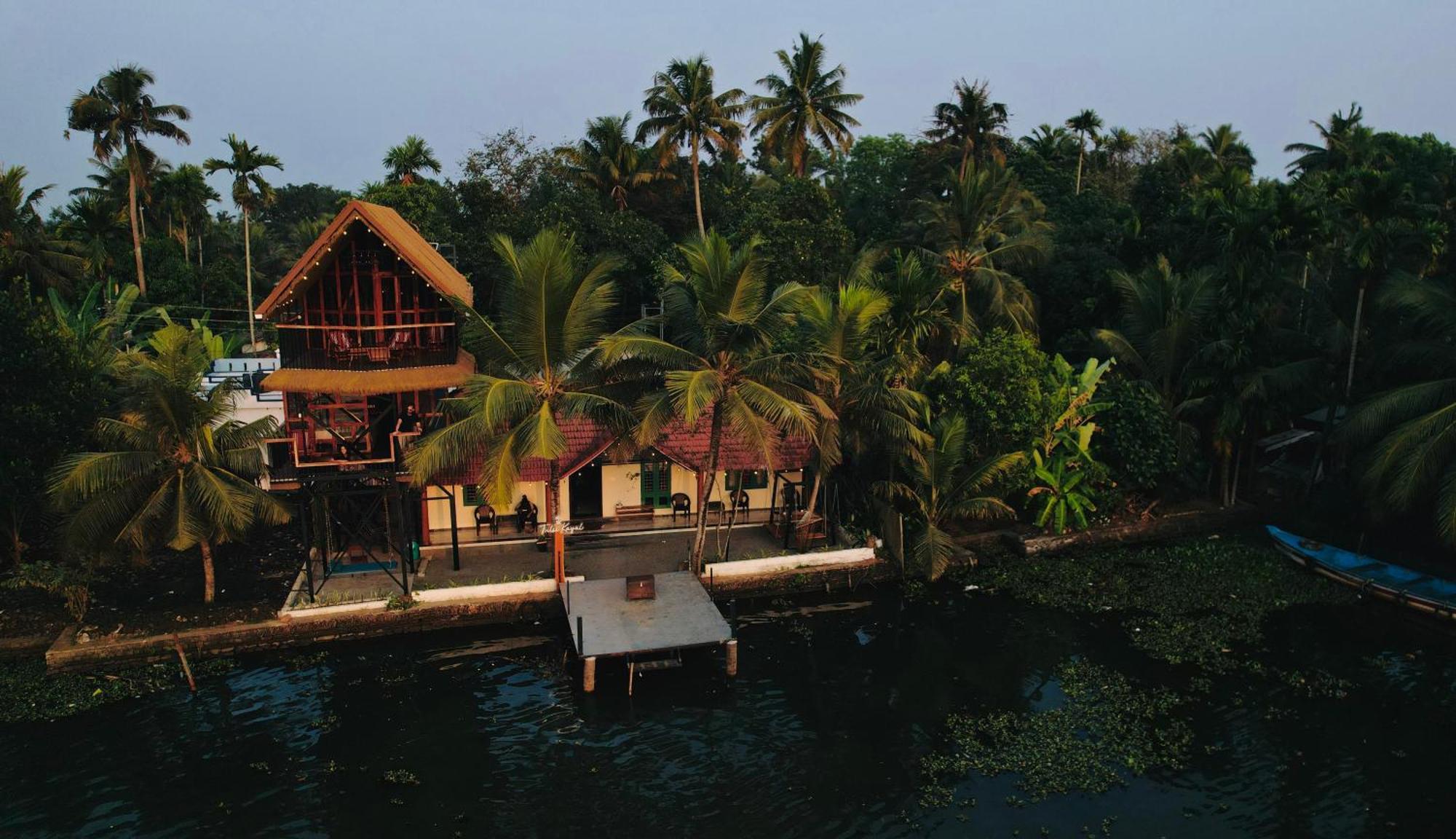 Apartamento Tulsi Kayal Retreat Champakulam Exterior foto