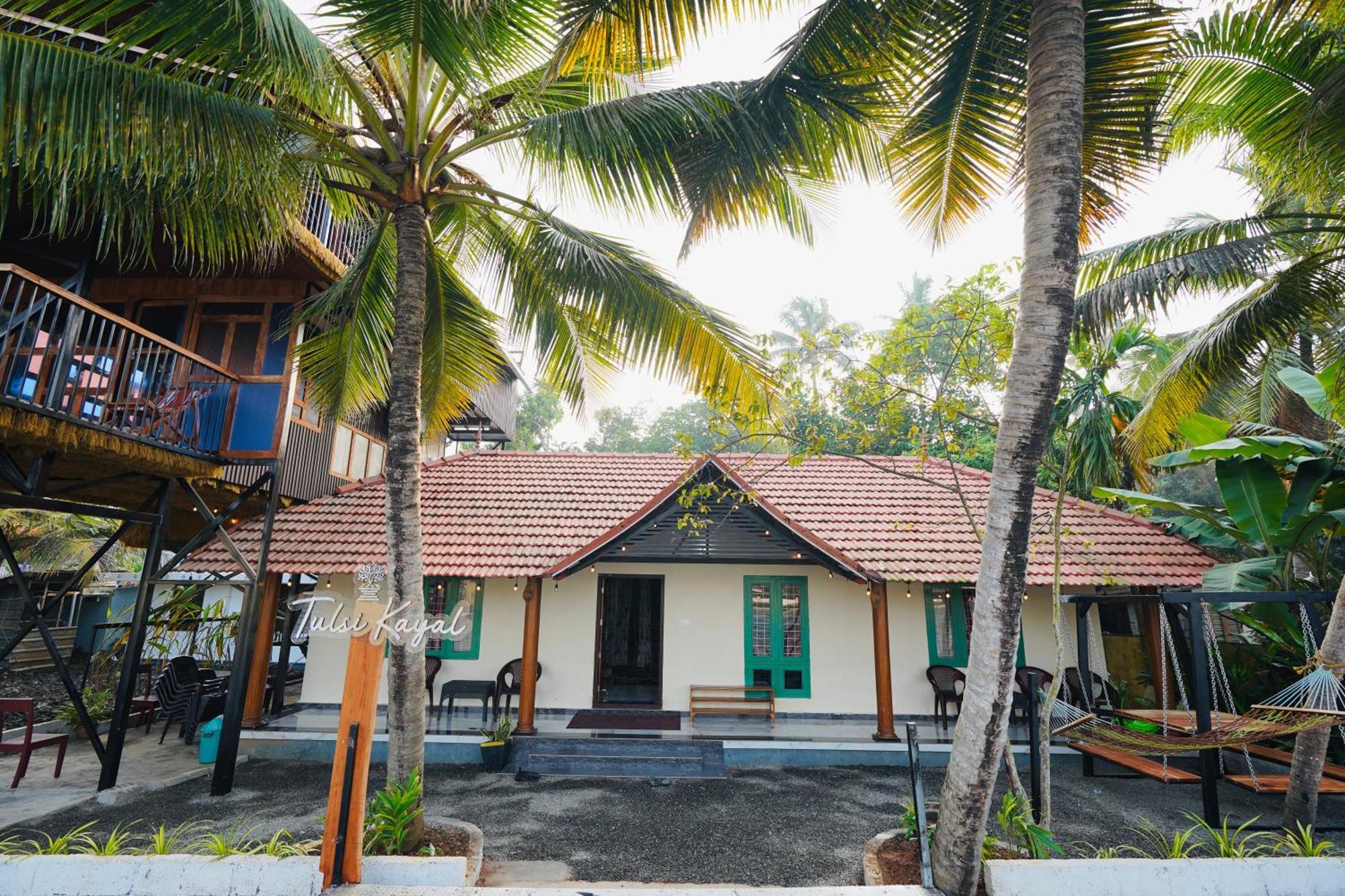 Apartamento Tulsi Kayal Retreat Champakulam Exterior foto