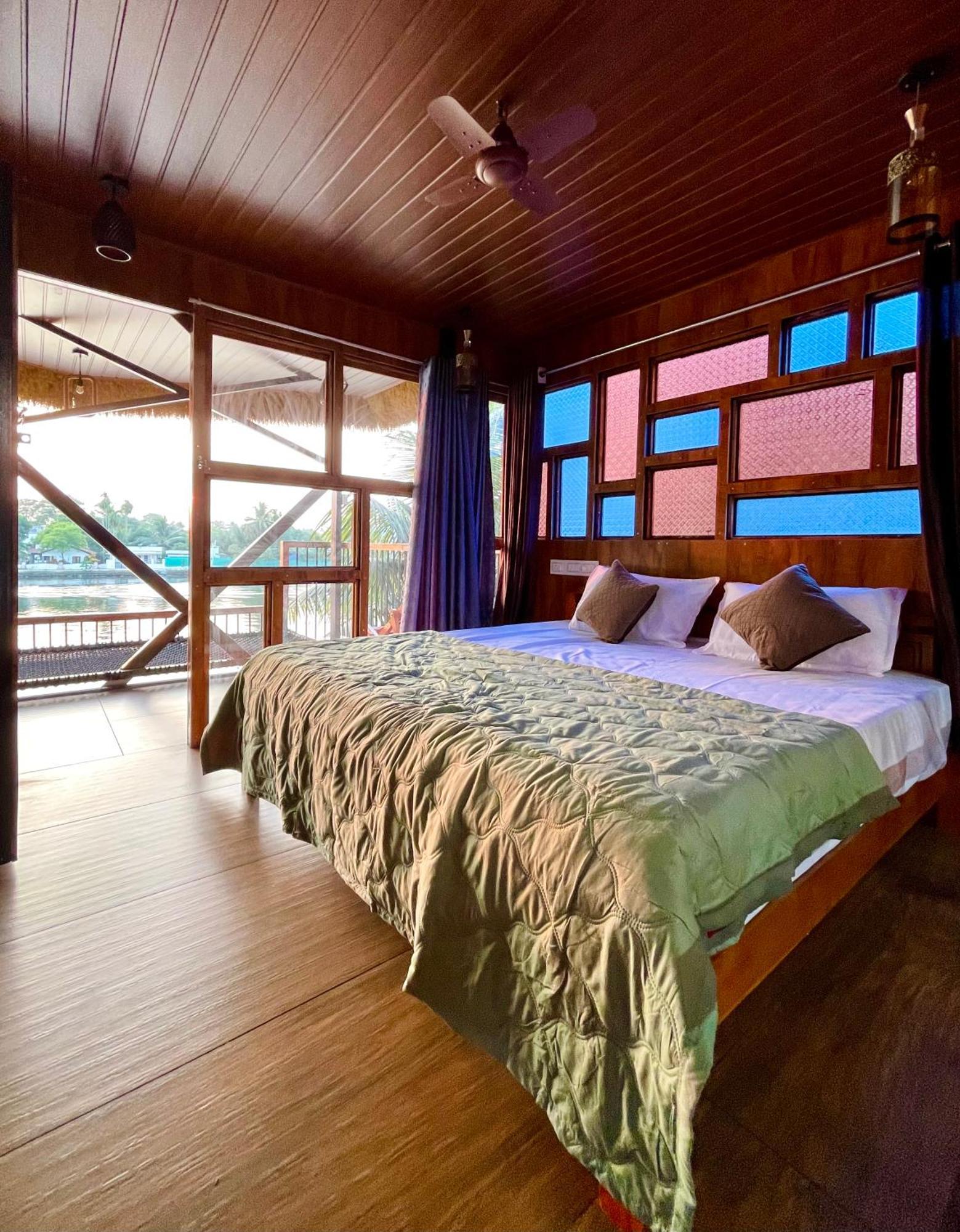 Apartamento Tulsi Kayal Retreat Champakulam Exterior foto